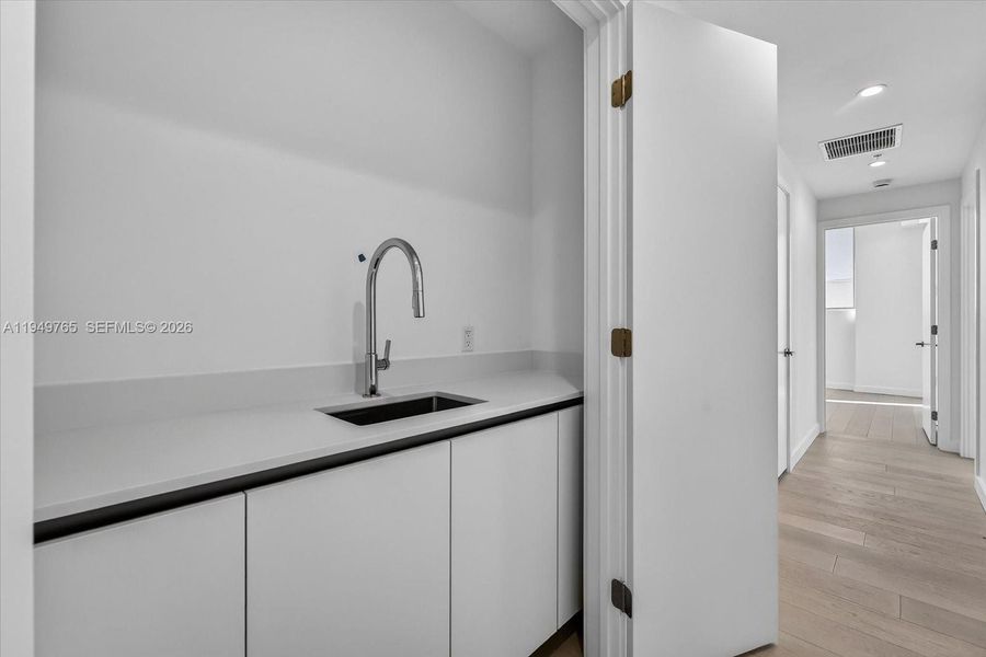 Close-up of interior finishes inside a home in , Bay Harbor Islands (Image 20).