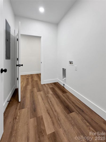 Spacious, unfurnished interior of a new home in , Forest City (Image 14).