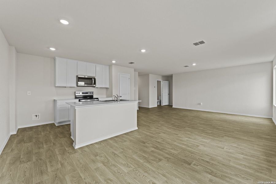 Image 33 of a home in Swenson Heights.