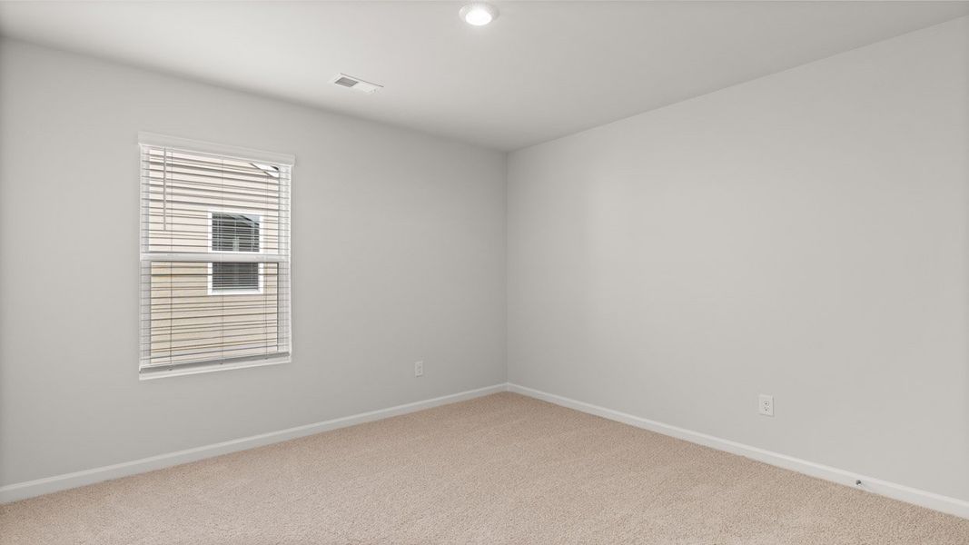 Spacious, unfurnished interior of a new home in The Abbey at Trolley Run Station, Aiken (Image 32).
