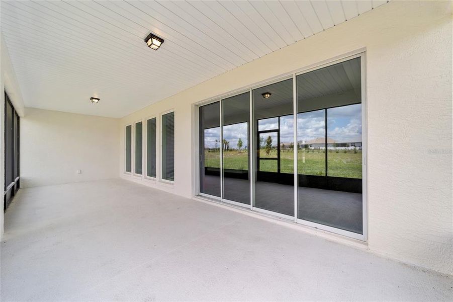 Exterior details and patio area of a home in , Ocala (Image 24). Exterior details and patio area of a home in , Ocala (Image 24).