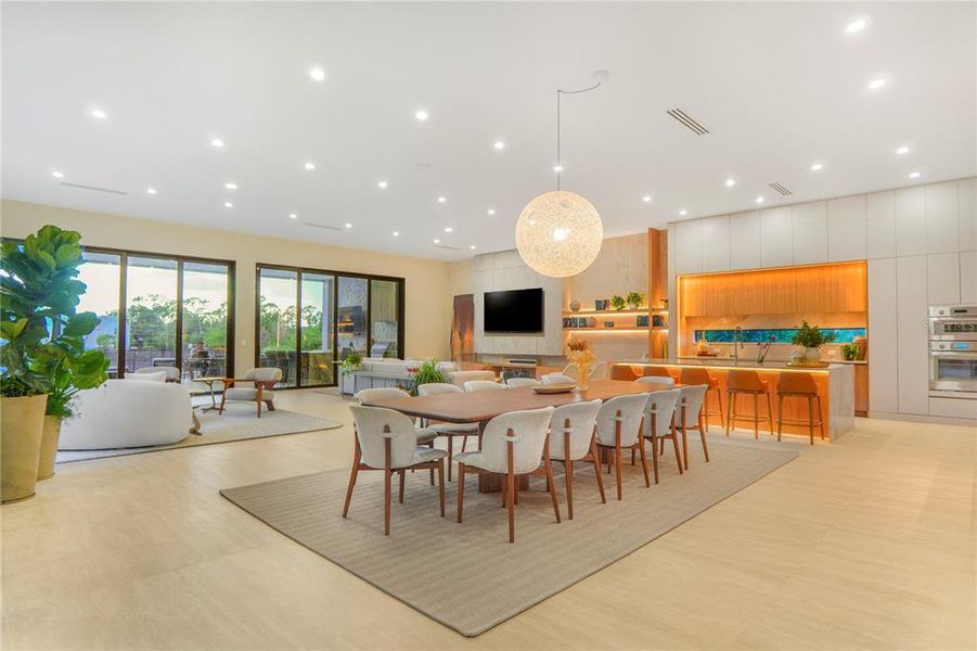 Furnished interior view inside a new home in , Windermere (Image 16).