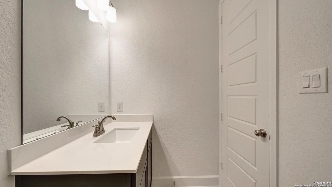 Furnished interior view inside a new home in Alsatian Oaks 60', Castroville (Image 6). Furnished interior view inside a new home in Alsatian Oaks 60', Castroville (Image 6).