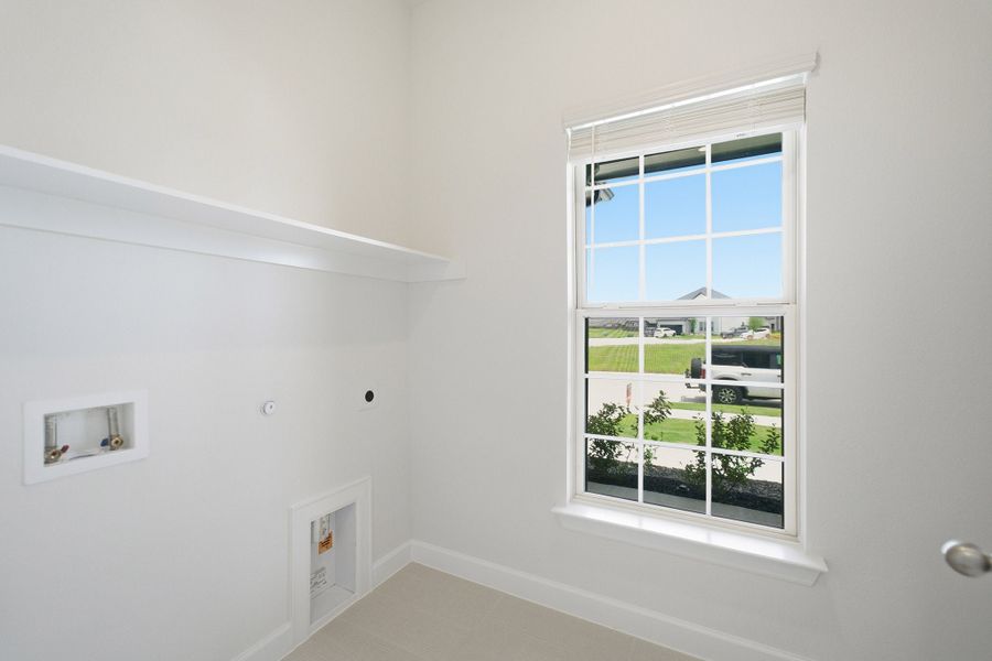 Spacious, unfurnished interior of a new home in Green Meadows, Celina (Image 61). Spacious, unfurnished interior of a new home in Green Meadows, Celina (Image 61).
