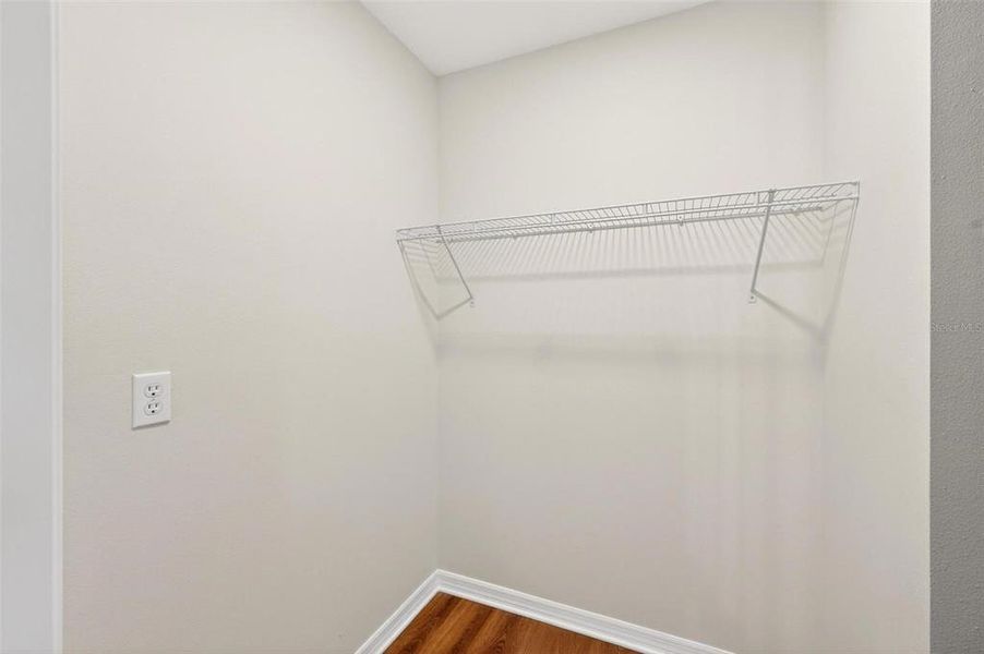 Spacious, unfurnished interior of a new home in , Leesburg (Image 34).