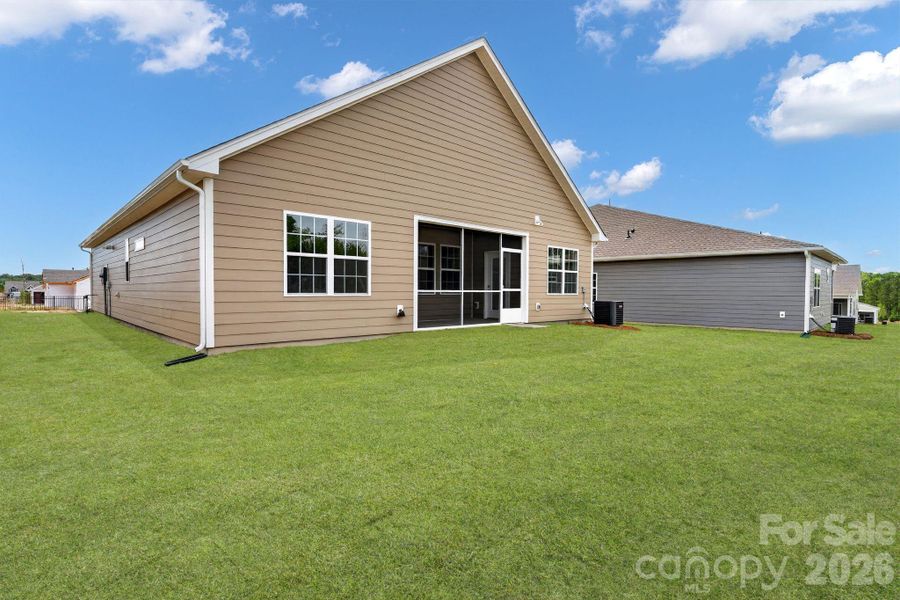 Exterior details and patio area of a home in Roselyn, Lancaster (Image 4).