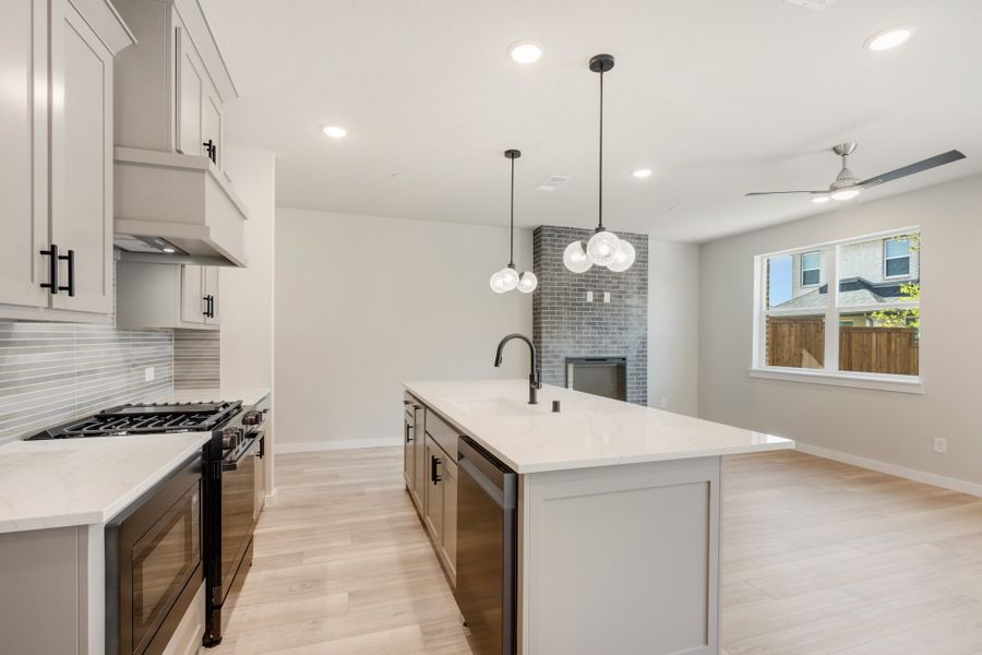 Furnished interior view inside a new home in Woodbridge Townhomes, Wylie (Image 9).