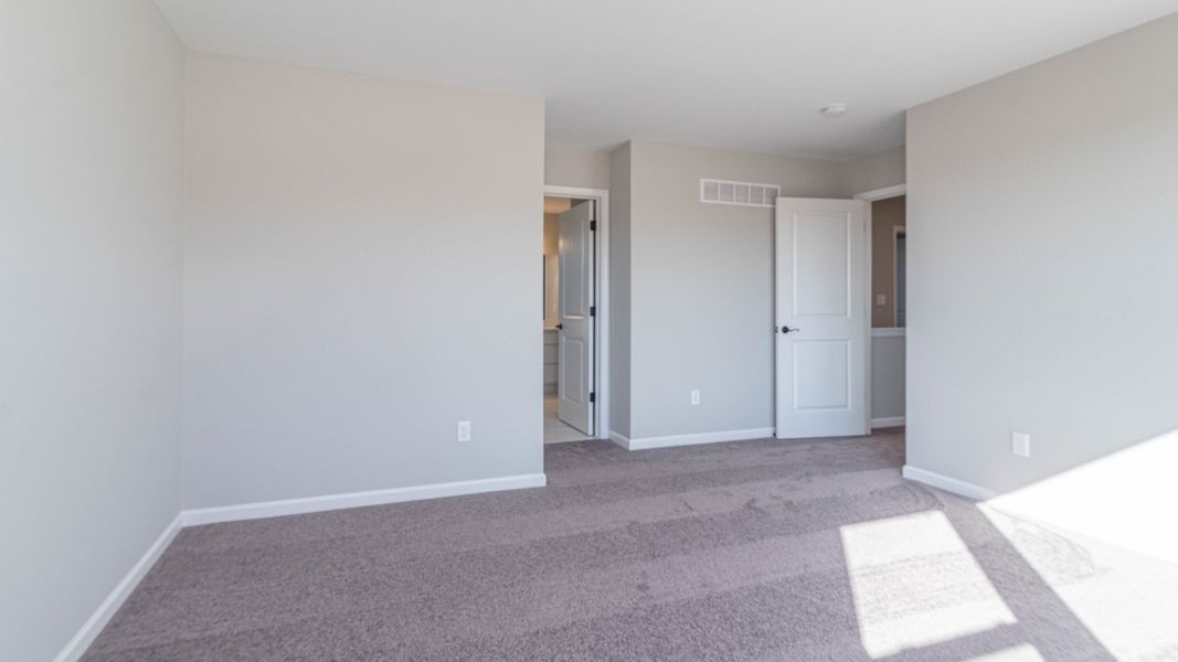 Representative unfurnished interior of a home built from the The Winslow by Norfolk Homes in Valleys, Jackson (Image 108).