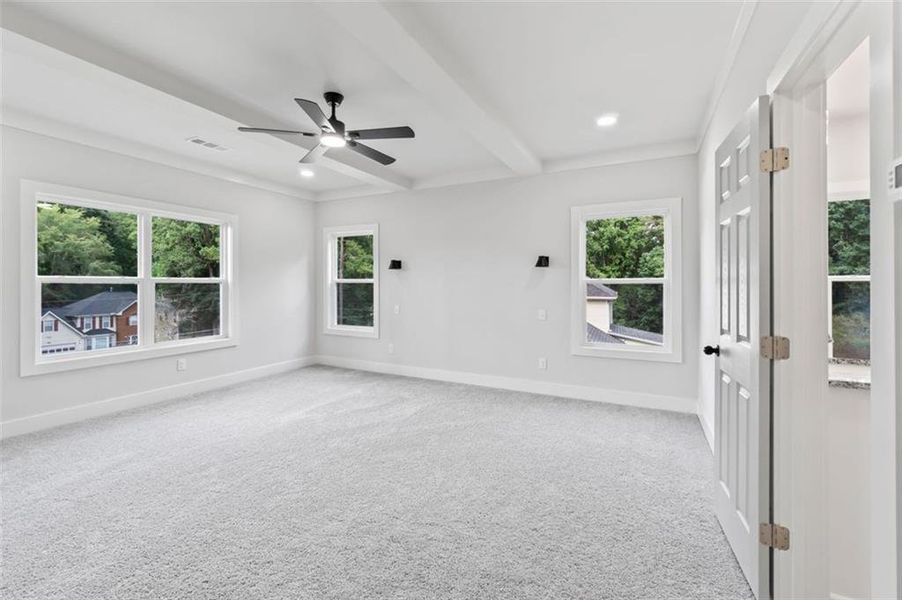 Image 47 of a home in .