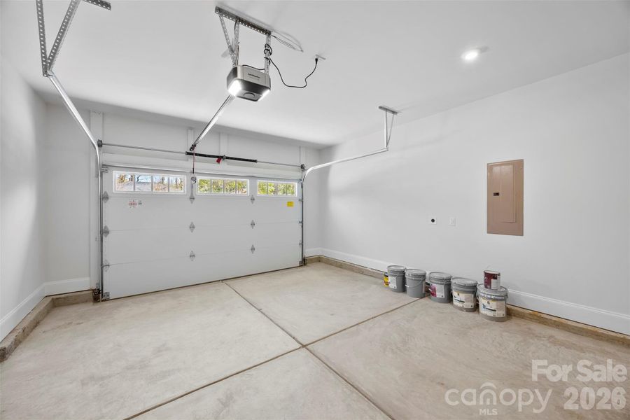 1329 Condon St, Charlotte, NC 28216