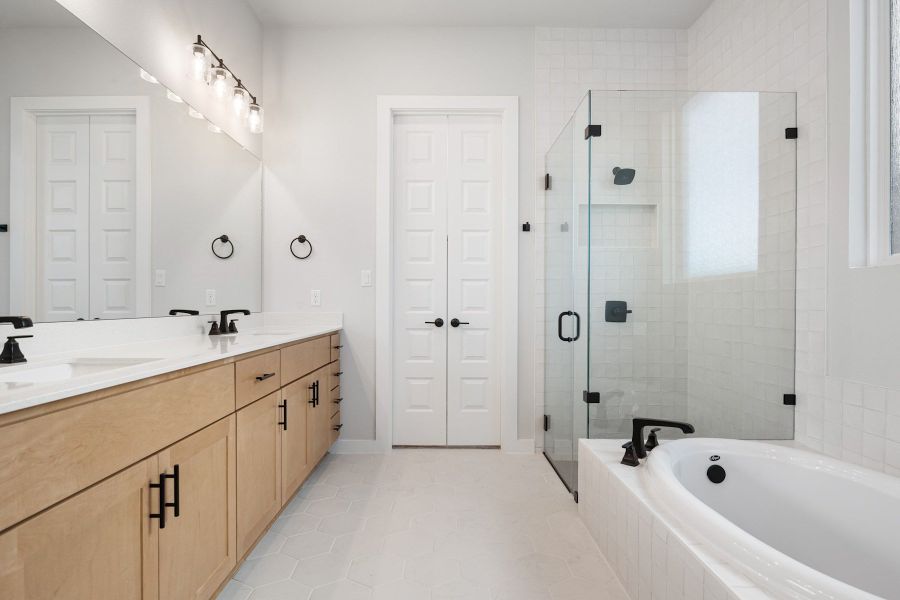 Furnished interior view inside a new home in Heritage, Dripping Springs (Image 15). Furnished interior view inside a new home in Heritage, Dripping Springs (Image 15).