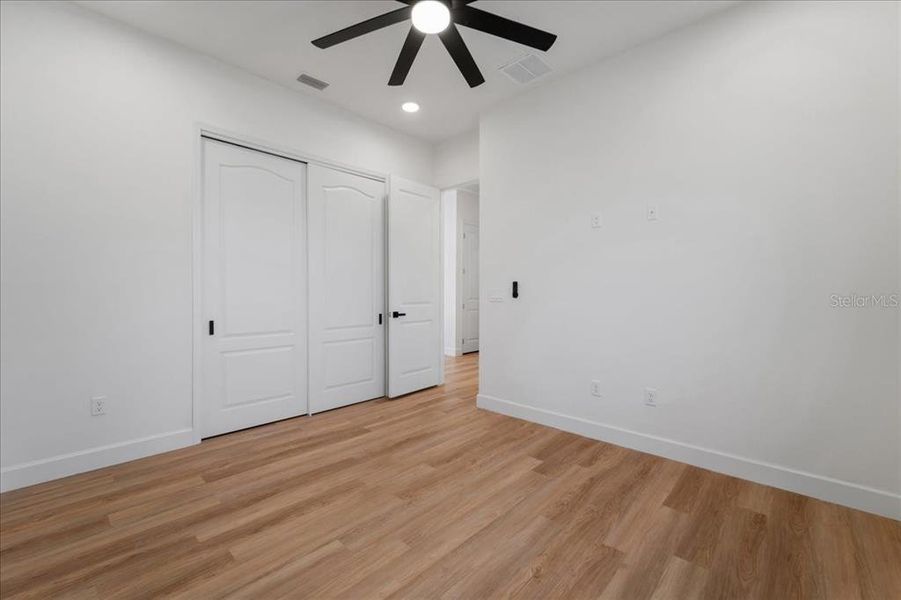 Spacious, unfurnished interior of a new home in , Port Charlotte (Image 50).