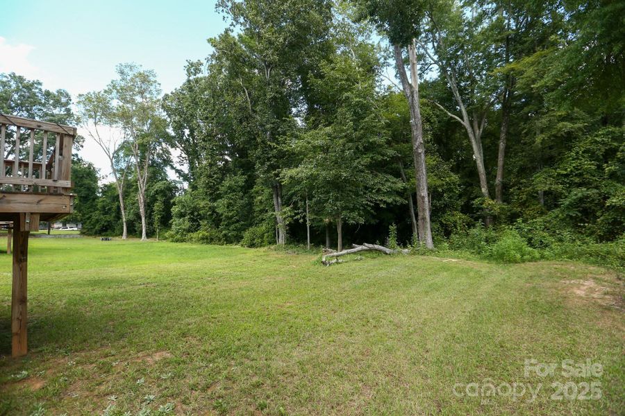 Front exterior of a new home in , Kannapolis, NC, highlighting curb appeal (Image 16).