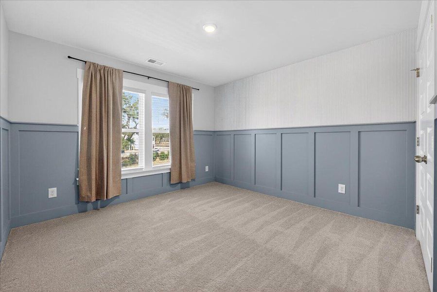 Spacious, unfurnished interior of a new home in Sweetgrass at Summers Corner, Summerville (Image 32).