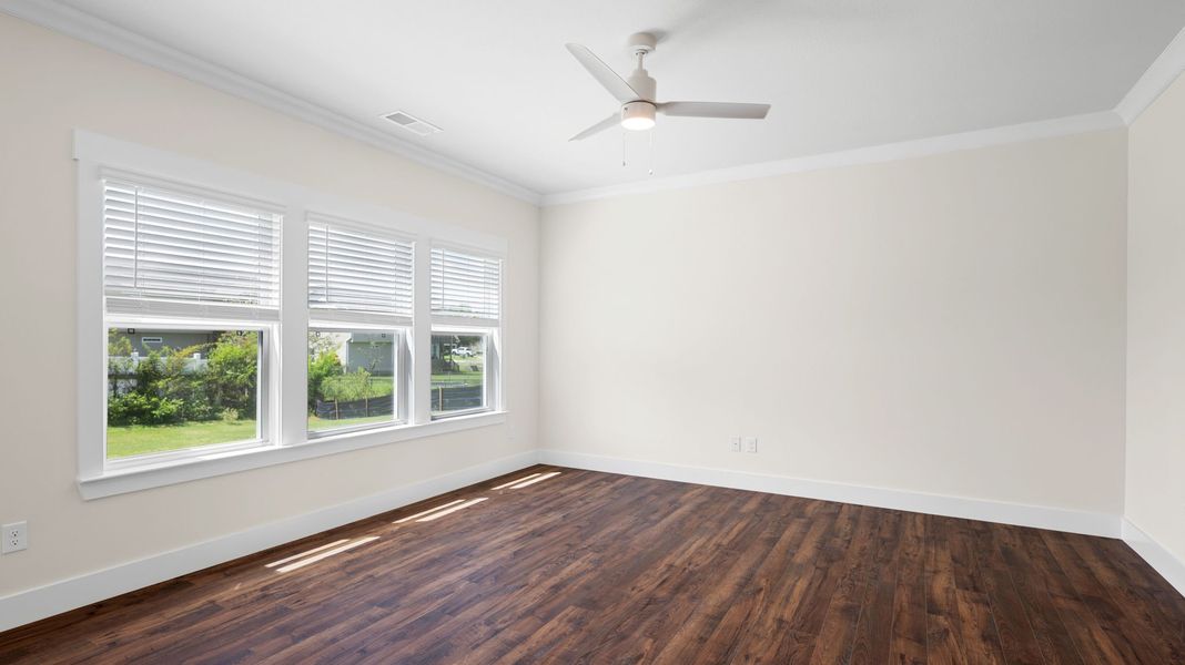 Spacious, unfurnished interior of a new home in Harbor Crest, Ooltewah (Image 16).
