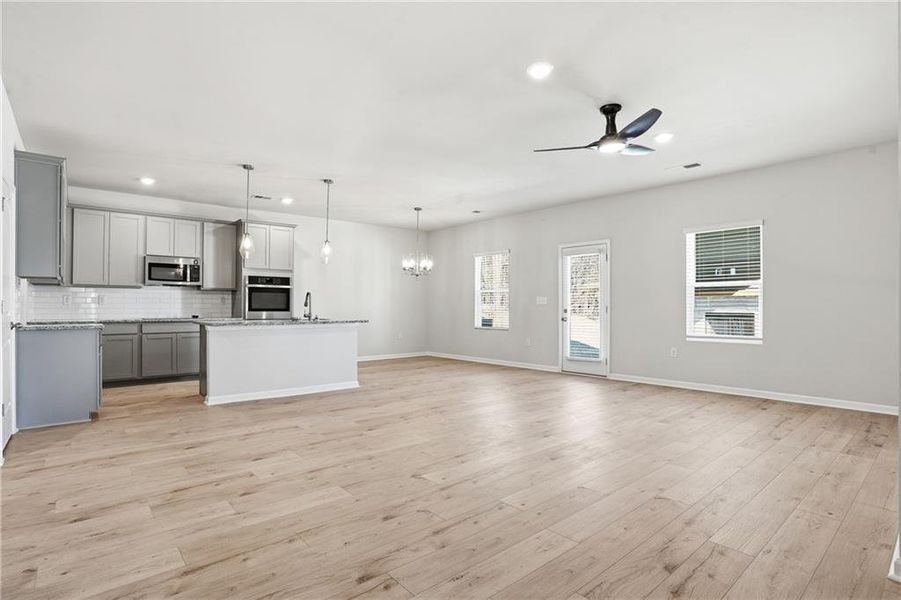 Spacious, unfurnished interior of a new home in The Woodlands Preserve, Jackson (Image 14).