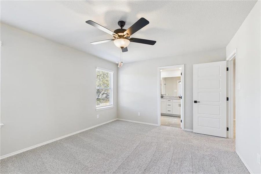Spacious, unfurnished interior of a new home in Greene Farm, Cartersville (Image 17).