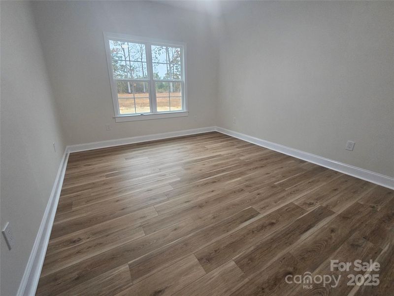 Spacious, unfurnished interior of a new home in , Midland (Image 18).
