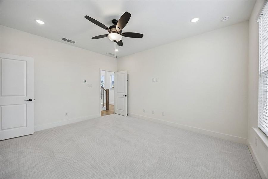 Spacious, unfurnished interior of a new home in Fields - East Village, Frisco (Image 17).