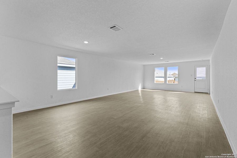 Spacious, unfurnished interior of a new home in Voss Farms: Watermill Collection, New Braunfels (Image 14).