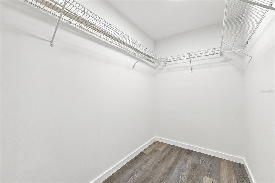 Spacious, unfurnished interior of a new home in , Summerfield (Image 12).