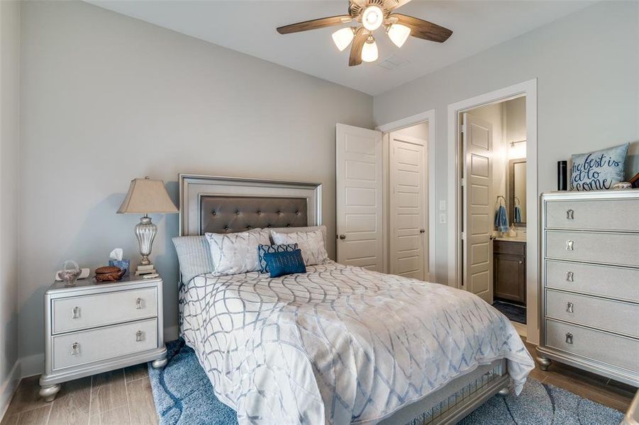 Furnished interior view inside a new home in Somerset Park, Rockwall (Image 9).