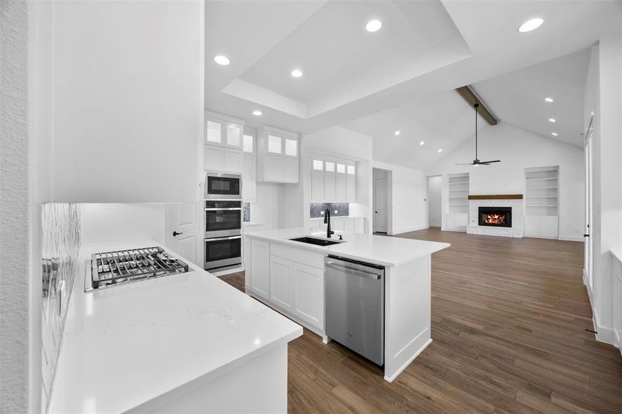 Furnished interior view inside a new home in , Waxahachie (Image 12).