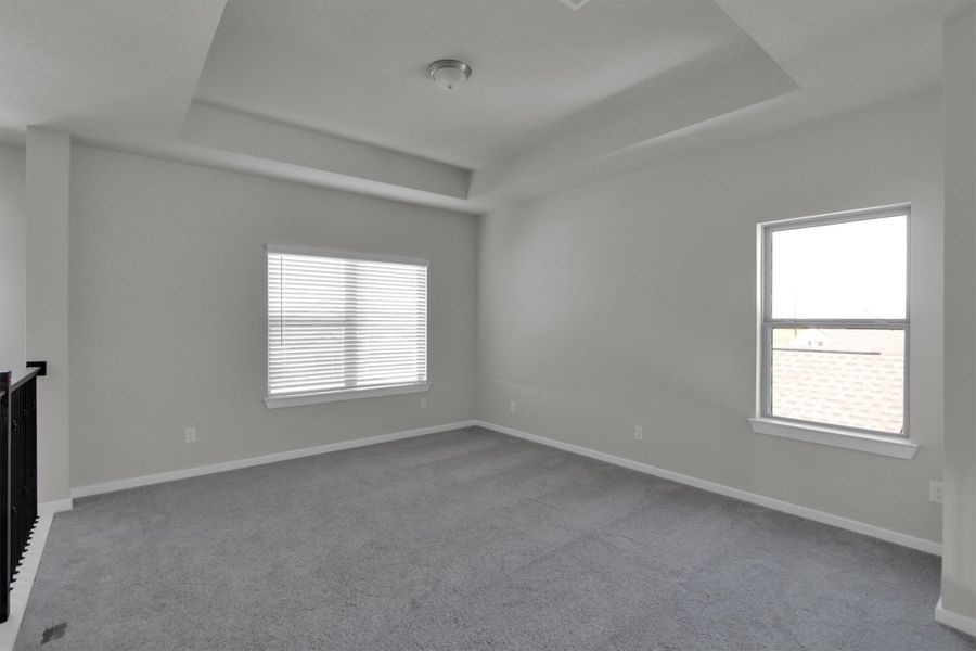 Spacious, unfurnished interior of a new home in Canterra Creek  60', Rosharon (Image 34).