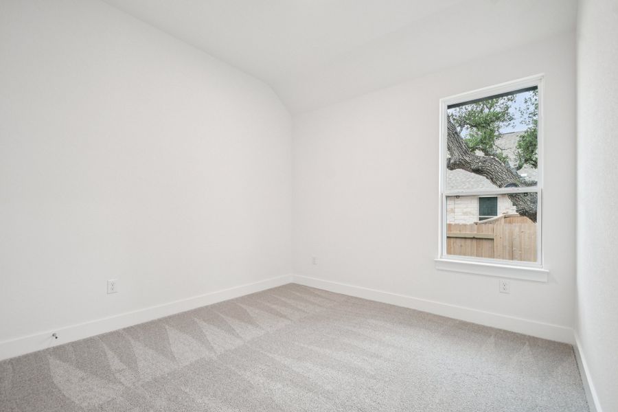 Spacious, unfurnished interior of a new home in Persimmon, Buda (Image 26). Spacious, unfurnished interior of a new home in Persimmon, Buda (Image 26).