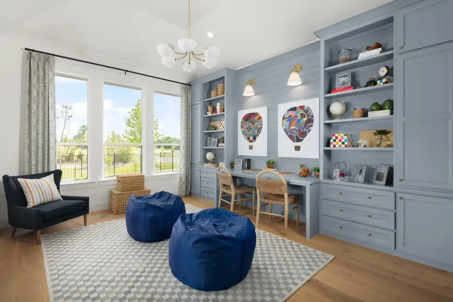 Representative furnished interior of a home built from the RoundRock - SH 6236 by Shaddock Homes in The Homestead - 72', Rockwall (Image 18).