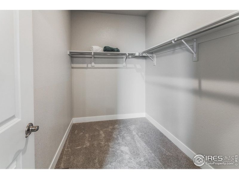 Spacious, unfurnished interior of a new home in Wilson Commons, Loveland (Image 31).