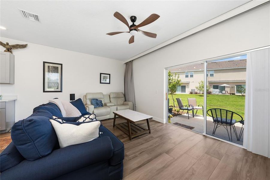 Furnished interior view inside a new home in , Kissimmee (Image 15).