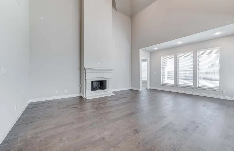 Representative unfurnished interior of a home built from the 3798 by Ravenna Homes in The Woodlands Hills 65′, Willis (Image 24).