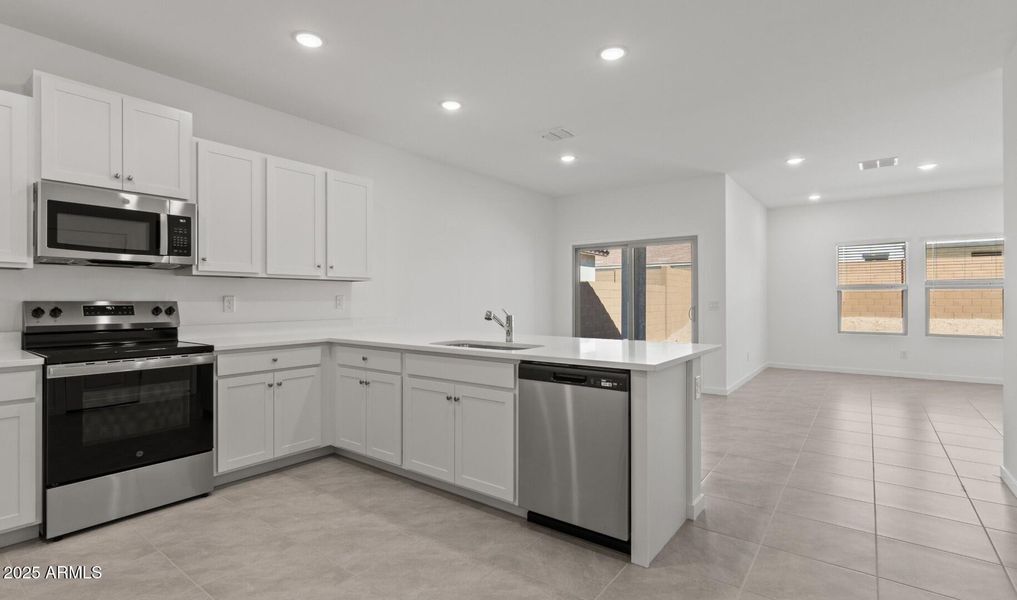 MR Lot #65 Kitchen 4 (Large) MR Lot #65 Kitchen 4 (Large)