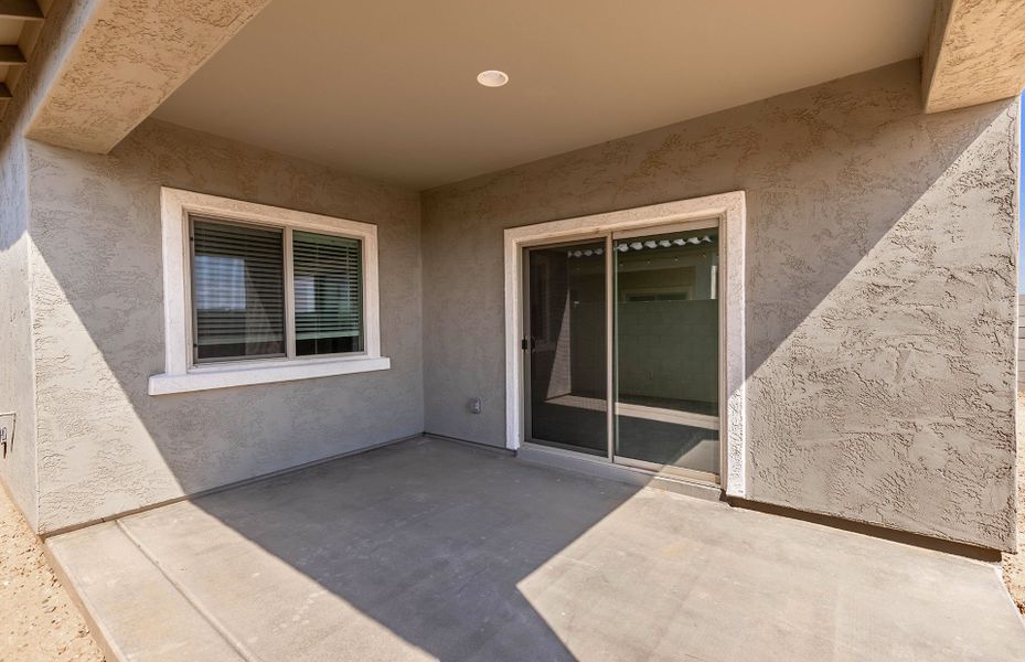 Exterior details and patio area of a home in El Rancho Santa Rosa, Maricopa (Image 18).