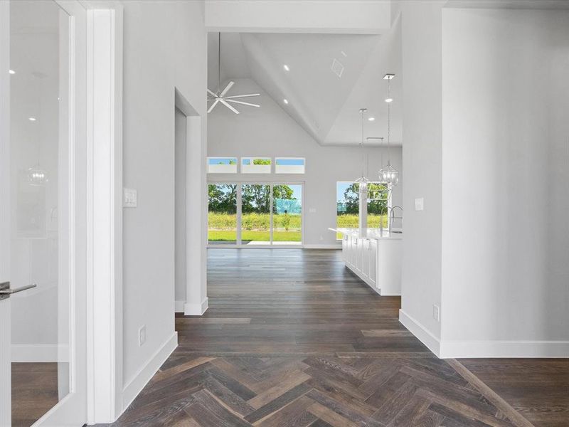 Spacious, unfurnished interior of a new home in Hidden Valley I, Princeton (Image 18).