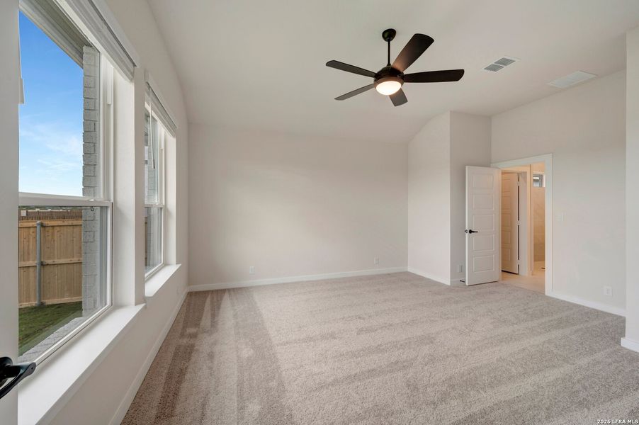 Spacious, unfurnished interior of a new home in Mayfair - Select Classic Series, New Braunfels (Image 18). Spacious, unfurnished interior of a new home in Mayfair - Select Classic Series, New Braunfels (Image 18).