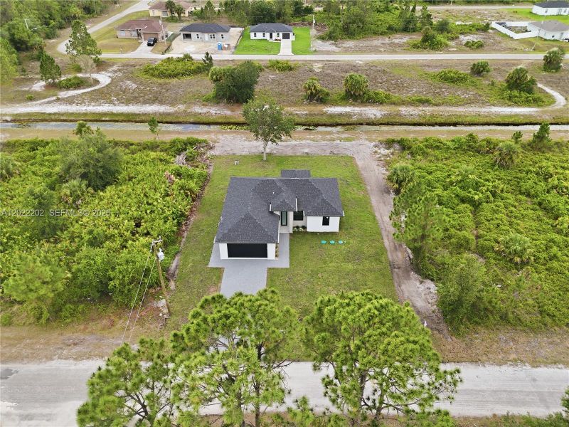 Image 30 of a home in .