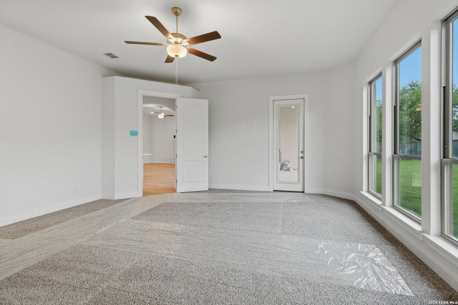 Spacious, unfurnished interior of a new home in , Bulverde (Image 29). Spacious, unfurnished interior of a new home in , Bulverde (Image 29).