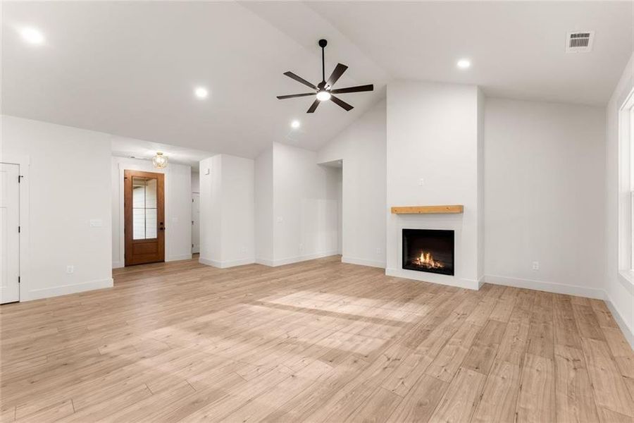 Spacious, unfurnished interior of a new home in , Cleveland (Image 45).