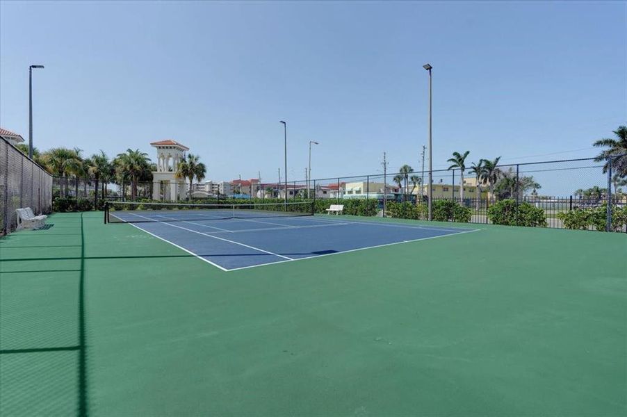 Community amenities in , Redington Shores (Image 54).