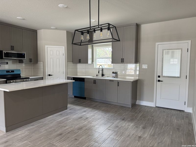 Furnished interior view inside a new home in , Spring Branch (Image 7).