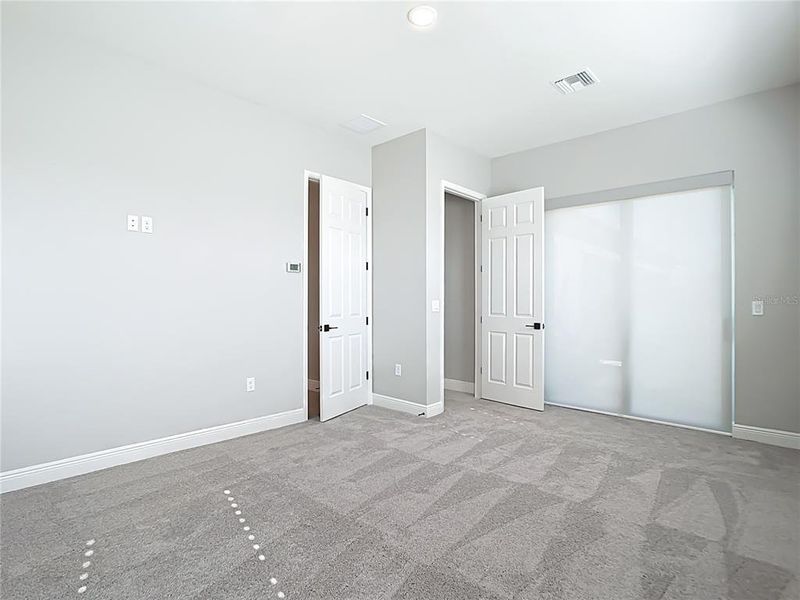 Spacious, unfurnished interior of a new home in Hampton Lakes, Sarasota (Image 50). Spacious, unfurnished interior of a new home in Hampton Lakes, Sarasota (Image 50).