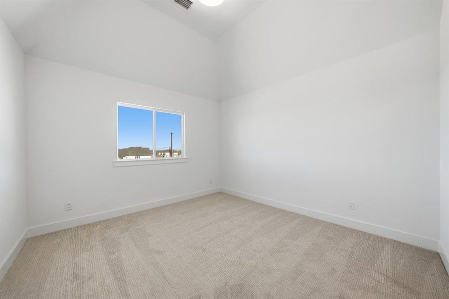 Spacious, unfurnished interior of a new home in , Prosper (Image 26).