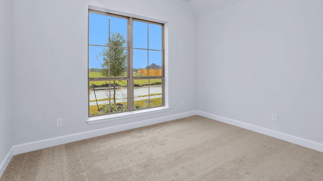 Spacious, unfurnished interior of a new home in Riceland, Mont Belvieu (Image 11).