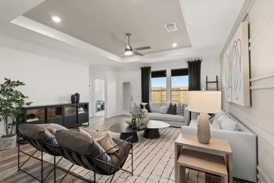 MODEL HOME images may NOT be consistent with the finished product. MODEL HOME images may NOT be consistent with the finished product.