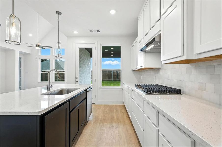 3146DuckHeightsKAHLCM007