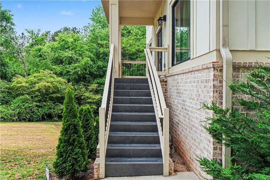 Exterior details and patio area of a home in , Loganville (Image 3).