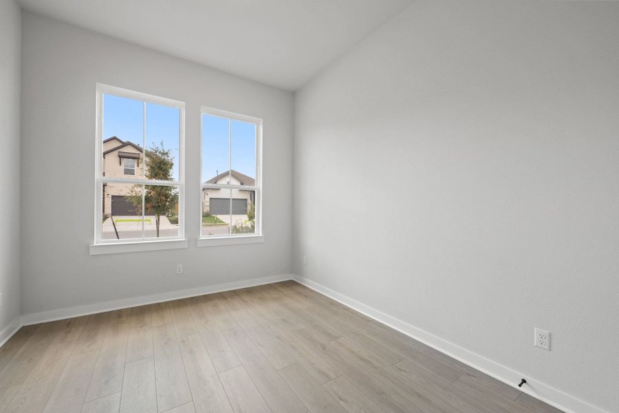 Spacious, unfurnished interior of a new home in Park Central, Georgetown (Image 38).