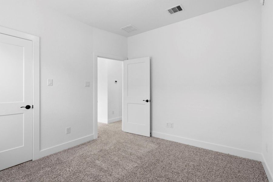 Spacious, unfurnished interior of a new home in Emory Glen, Magnolia (Image 30).